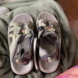 Salomon Olive and Gray Women's Outdoor Sandals with Quick-Pull Lacing